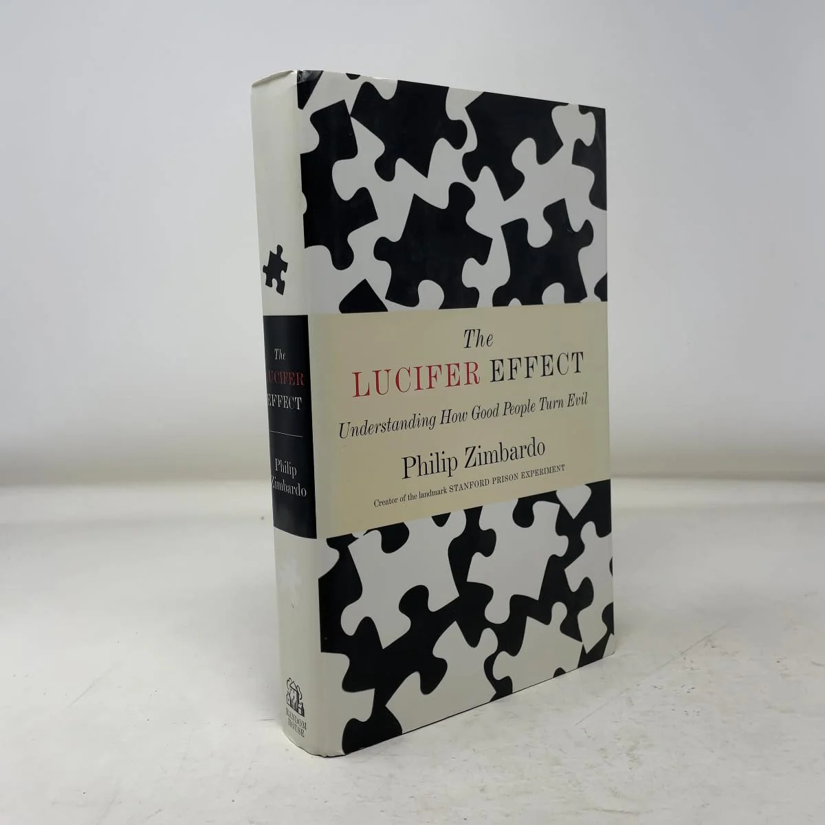 The Lucifer Effect: Understanding How Good People Turn Evil - Image 3