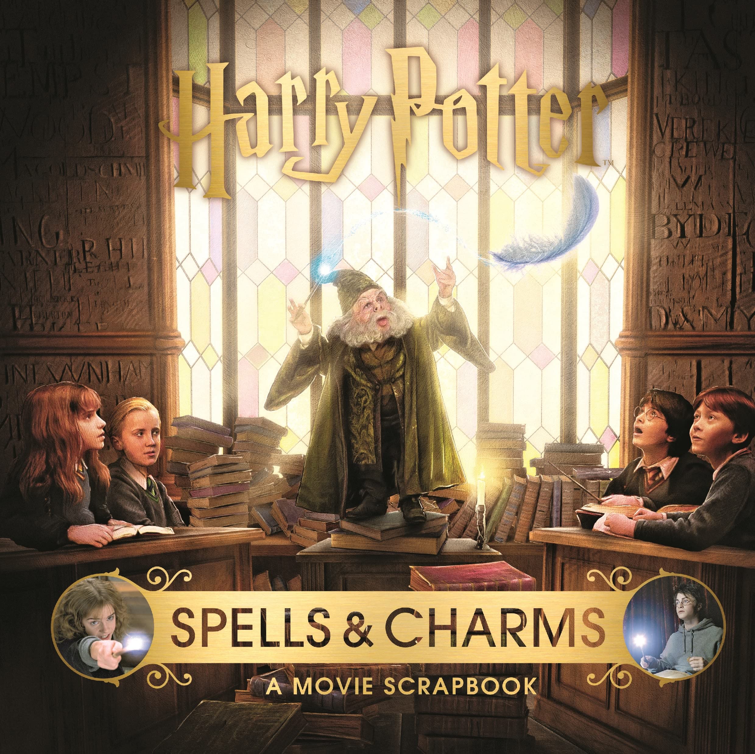 Harry Potter – Spells & Charms: A Movie Scrapbook - Image 4